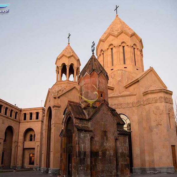 Alaedin-Travel-Agency-Attractions-Armenia-Katoghike-Church-Yerevan-6